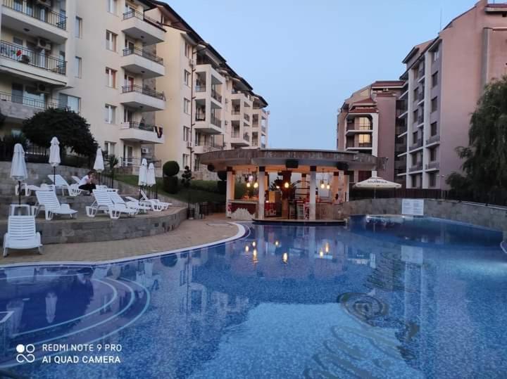 Sunny Beach Hills Apartment - Private エクステリア 写真