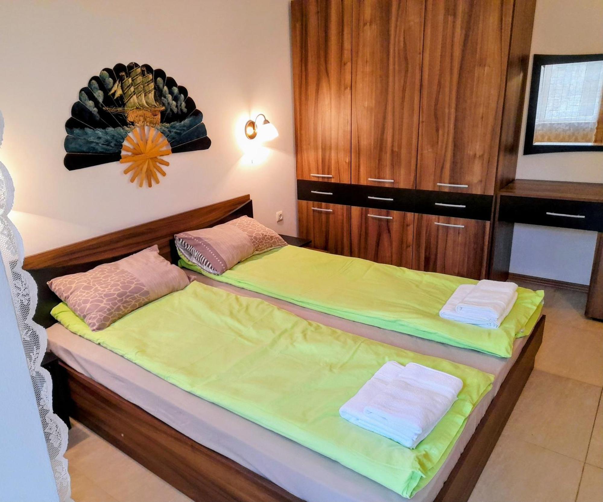 Sunny Beach Hills Apartment - Private エクステリア 写真