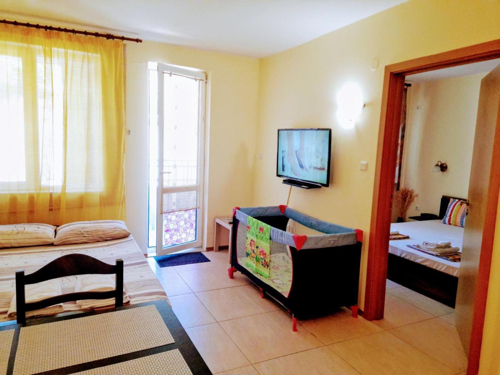 Sunny Beach Hills Apartment - Private エクステリア 写真